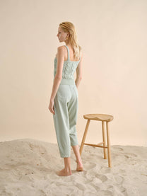 Pantaloni in twill con spille decorative