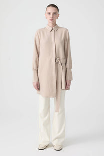 Tunica camicia a righe con cintura e fibbia