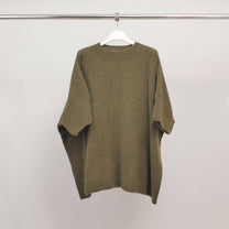 Maglione oversize in maglia soffice a maniche corte