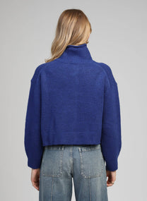Cardigan cropped blu oltremare a collo alto
