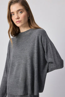 Set maglia e pantaloni in maglia grigio