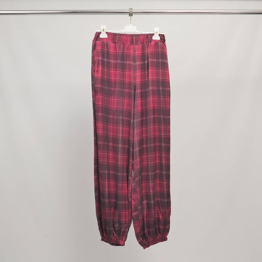 Pantaloni a quadri in viscosa con vita e fondo elasticizzati