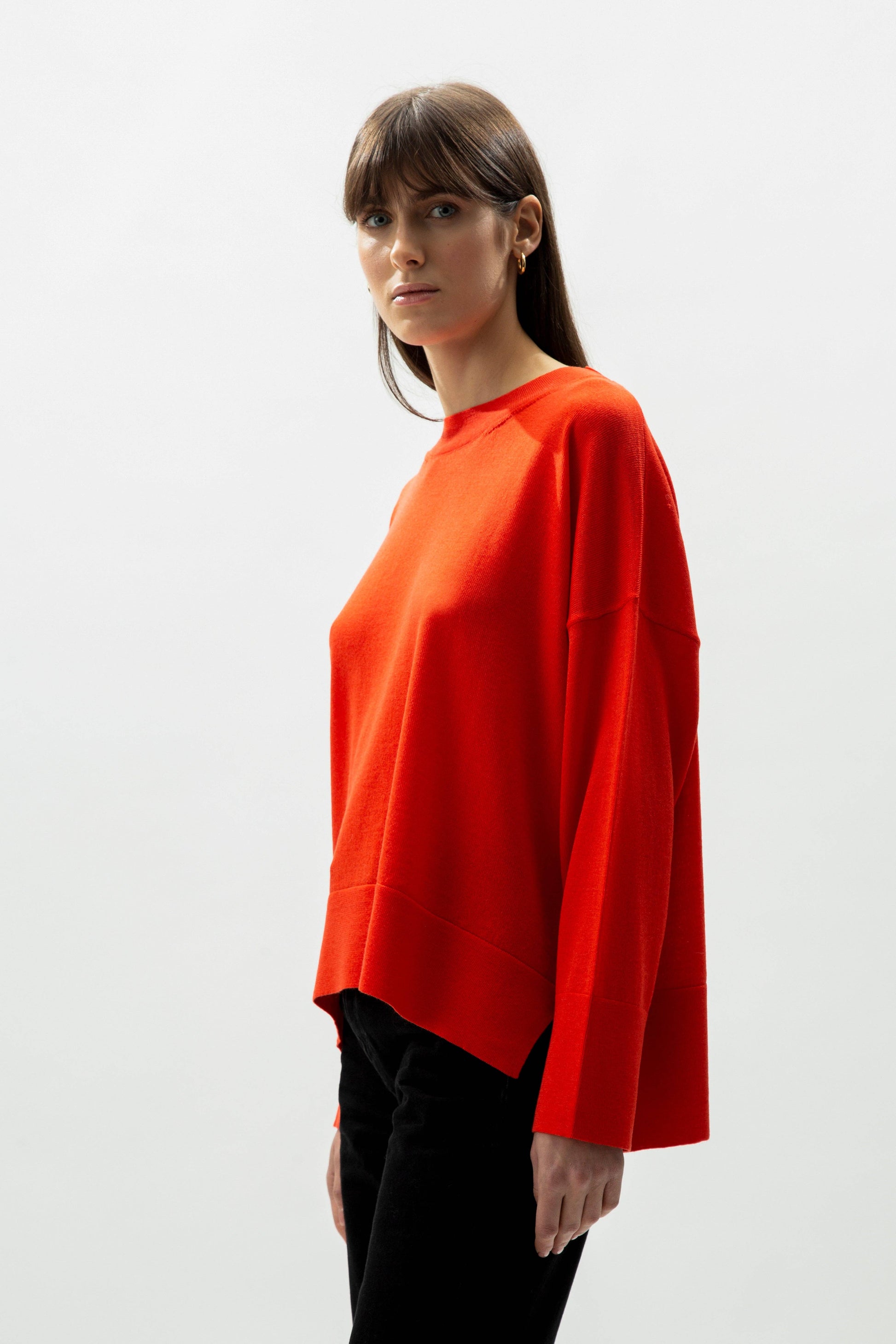 Pullover oversize girocollo in lana merino extra fine