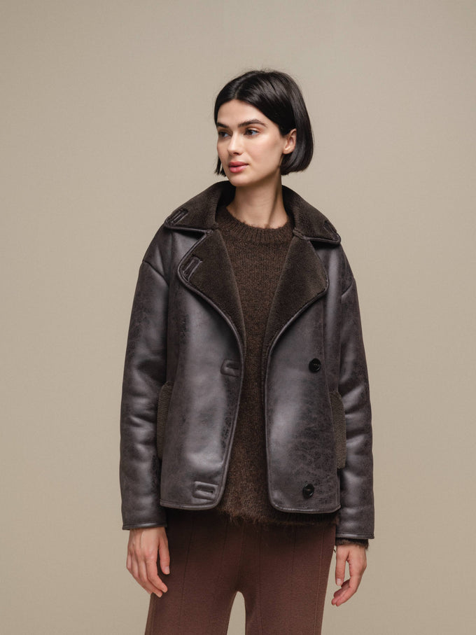 Cappotto corto effetto shearling marrone da donna