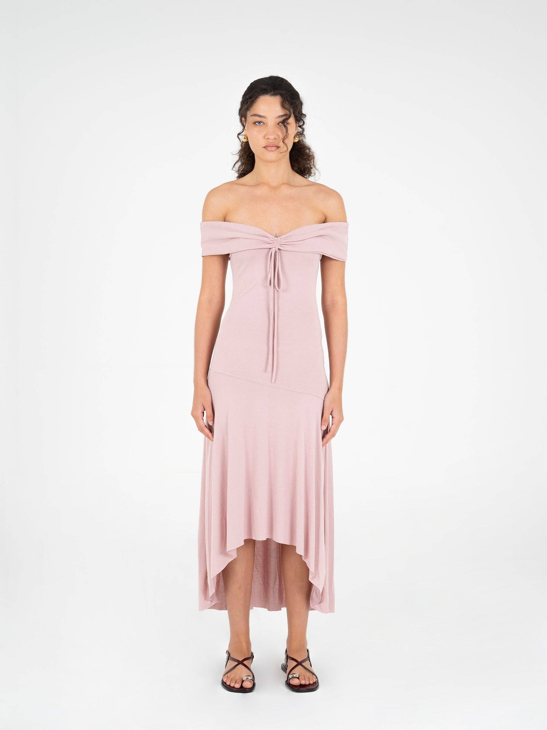 Abito lungo rosa off-shoulder elasticizzato