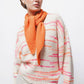 Maglione in maglia a righe con scollo a V
