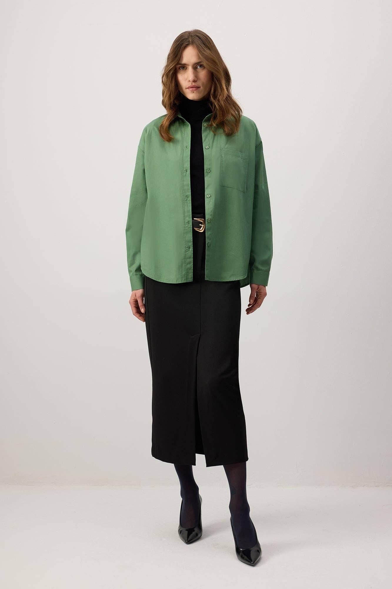 Camicia oversize verde con maxi tasca