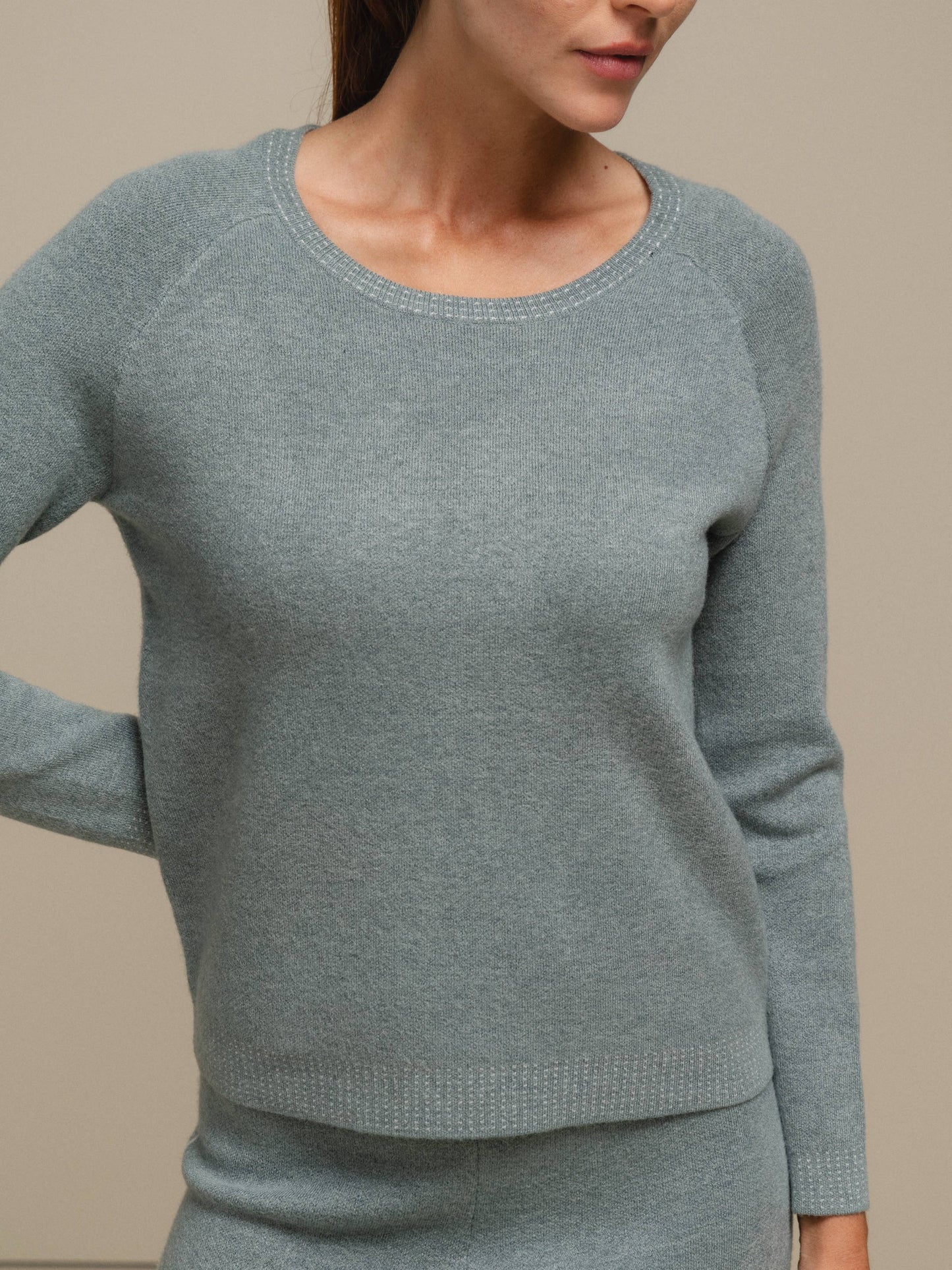 Maglione in maglia morbida in mix viscosa da donna