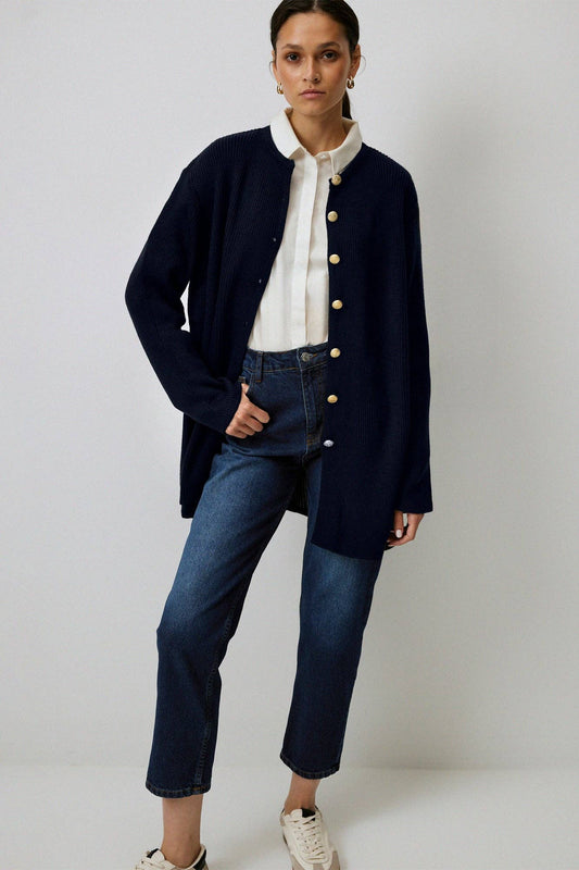 Cardigan lungo blu navy con bottoni dorati