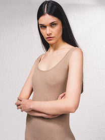 Abito midi aderente in maglia a coste metallizzata