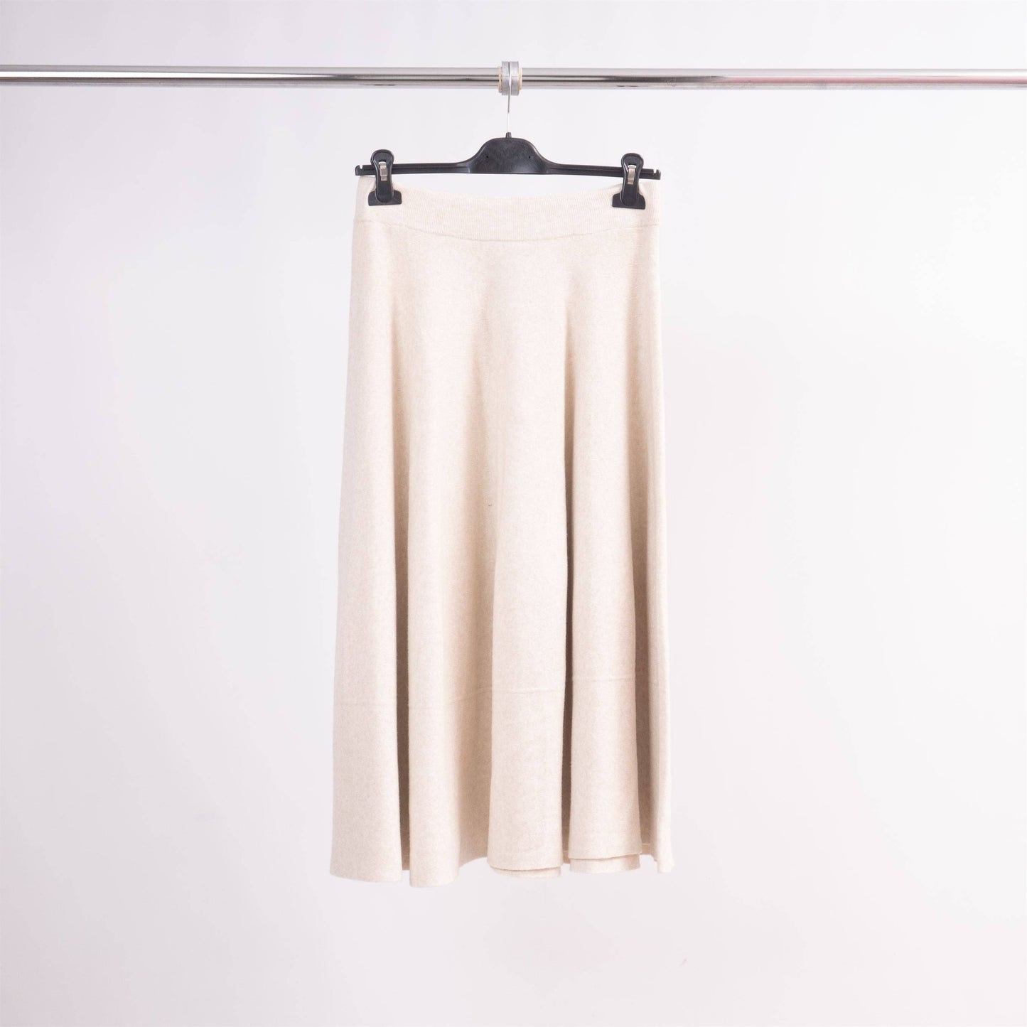 Gonna midi in maglia fluida svasata