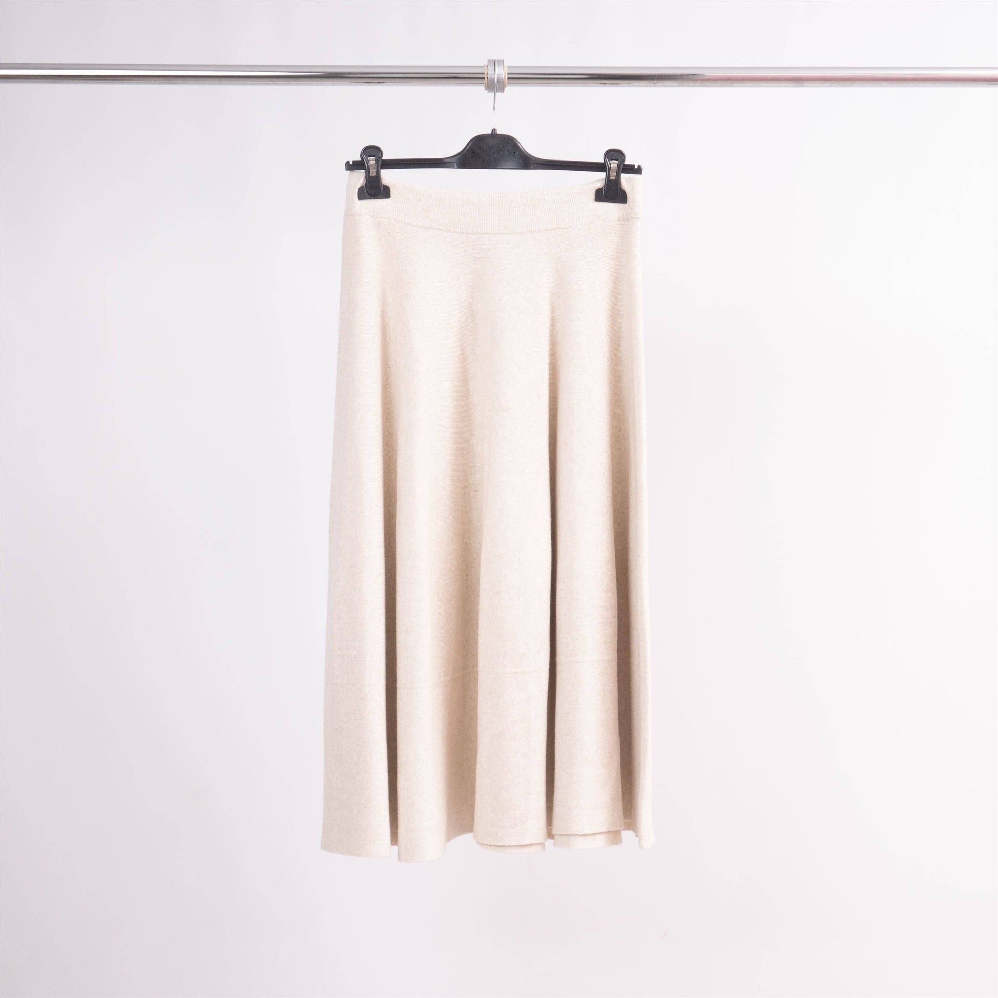 Gonna midi in maglia fluida svasata