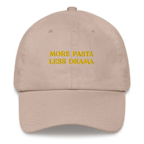 Cappellino ricamato "More Pasta Less Drama"