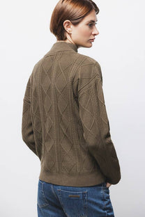 Maglione strutturato con zip al collo