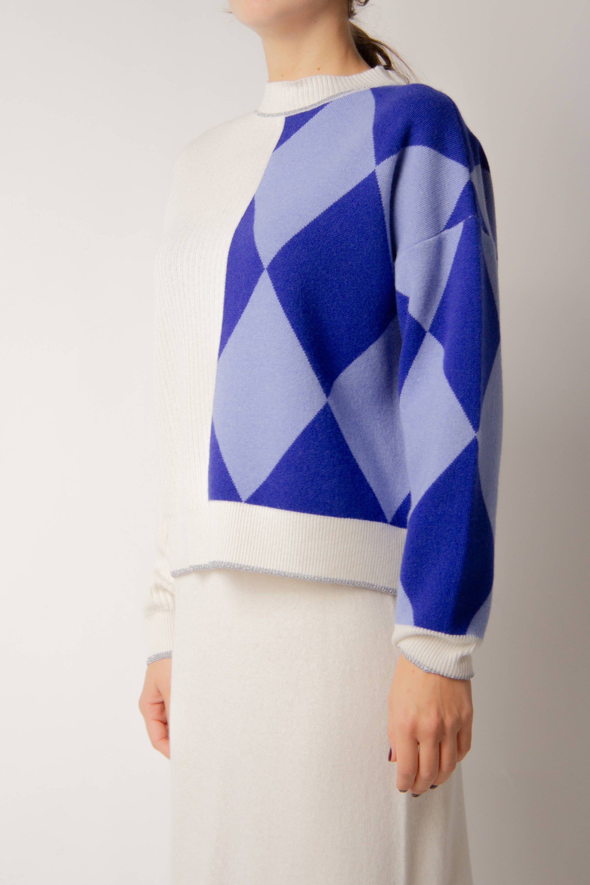 Maglione destrutturato in misto cashmere con intarsio a rombi
