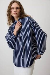 Giacca in gabardine a righe blu navy