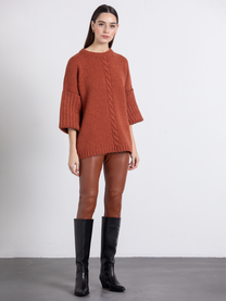 Tunica in maglia con treccia e maniche a tre quarti