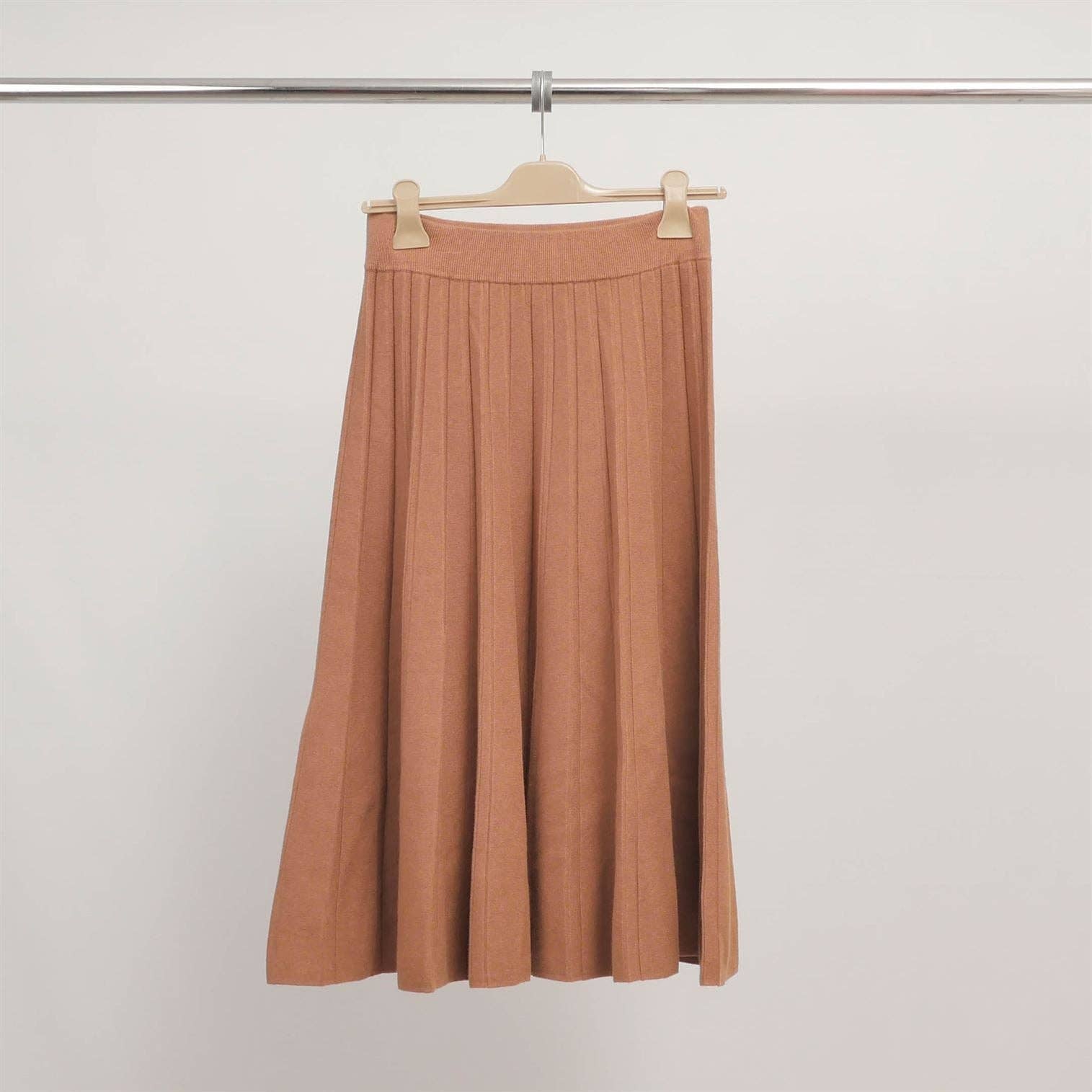 Gonna midi in maglia plissettata elasticizzata