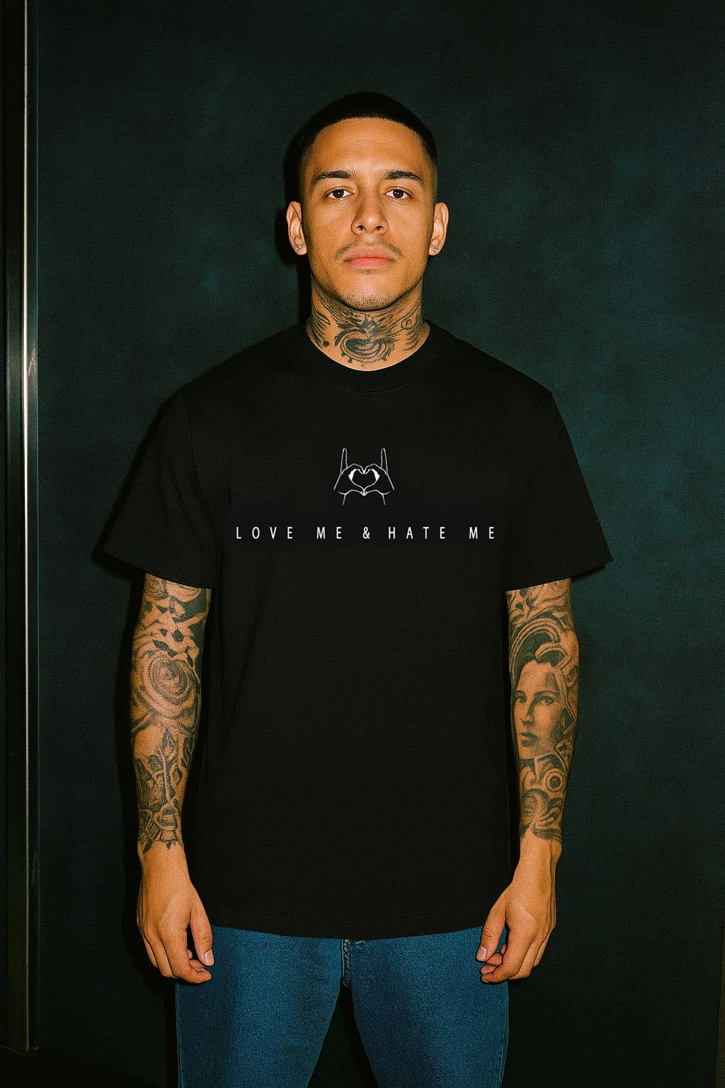 T-shirt unisex Love Me & Hate Me con ricamo