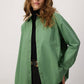 Camicia oversize verde con maxi tasca