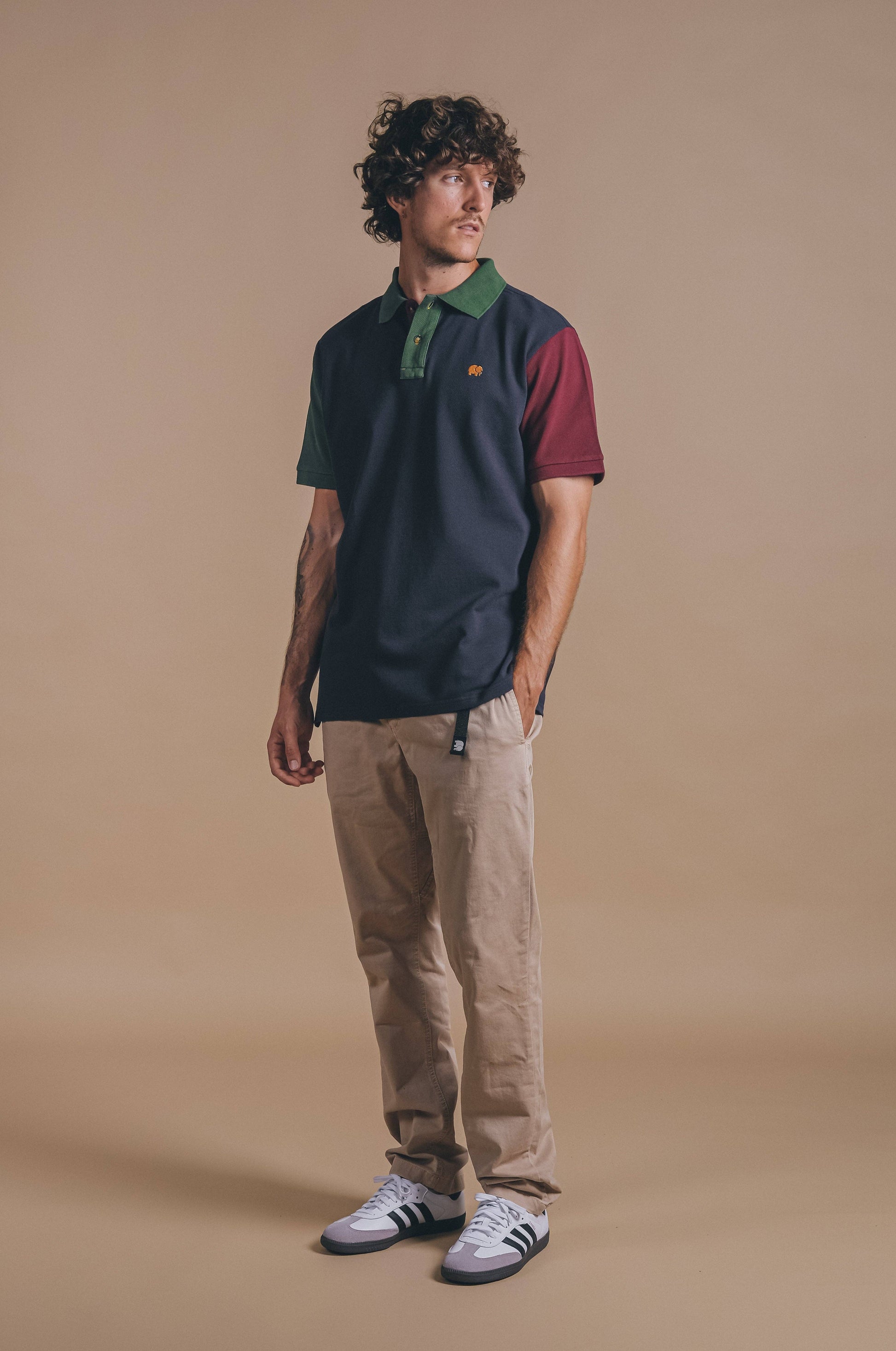 Polo color block in cotone biologico blu