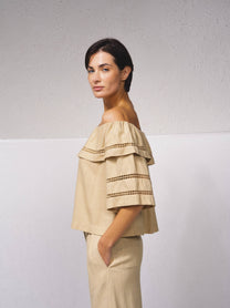 Tunica in misto lino con scollo a fascia e ricami