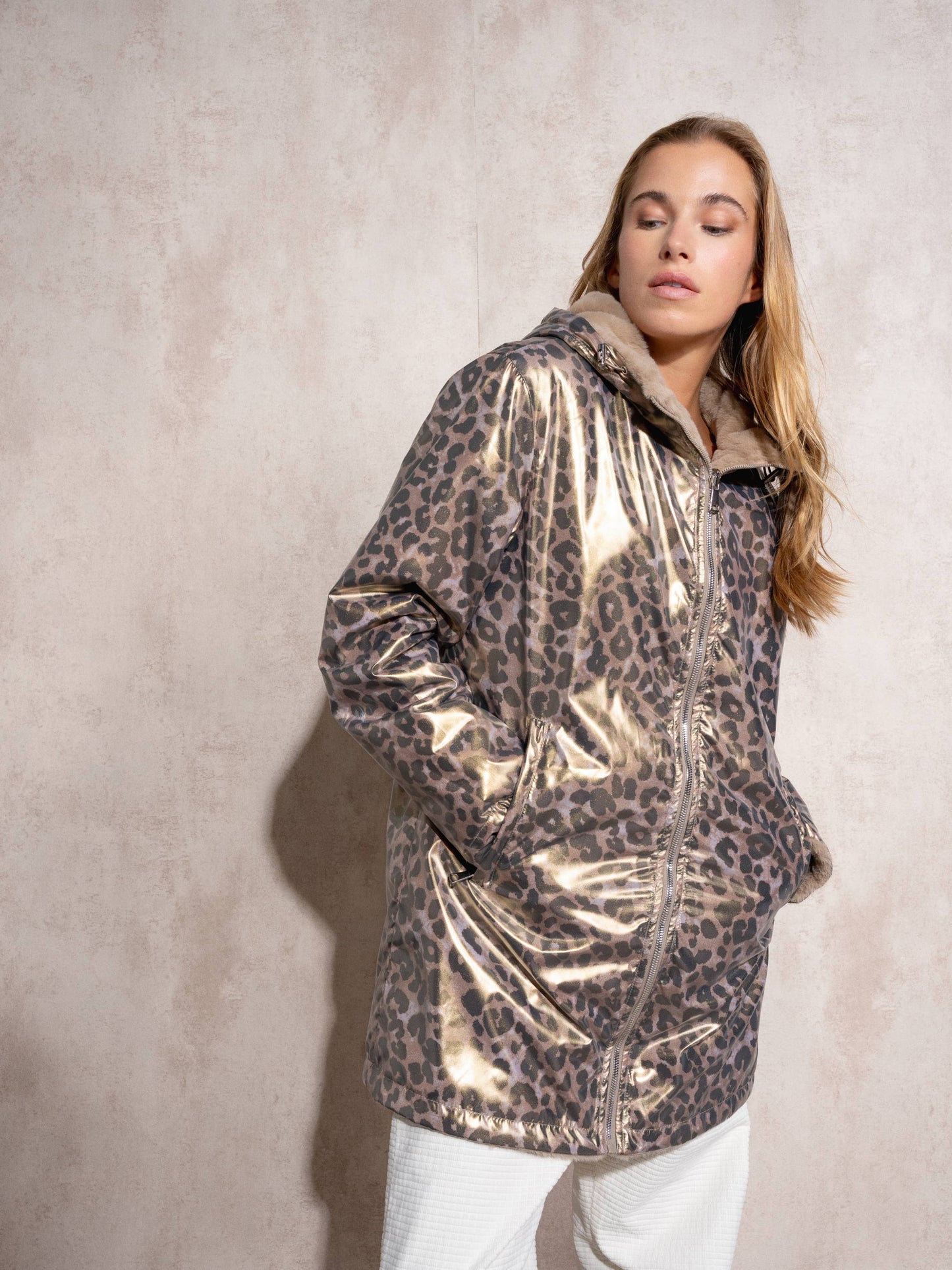 Parka impermeabile reversibile con cappuccio animalier