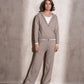 Completo in maglia due pezzi con felpa zip e pantaloni