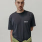 T-shirt cropped nera washed oversize in cotone biologico