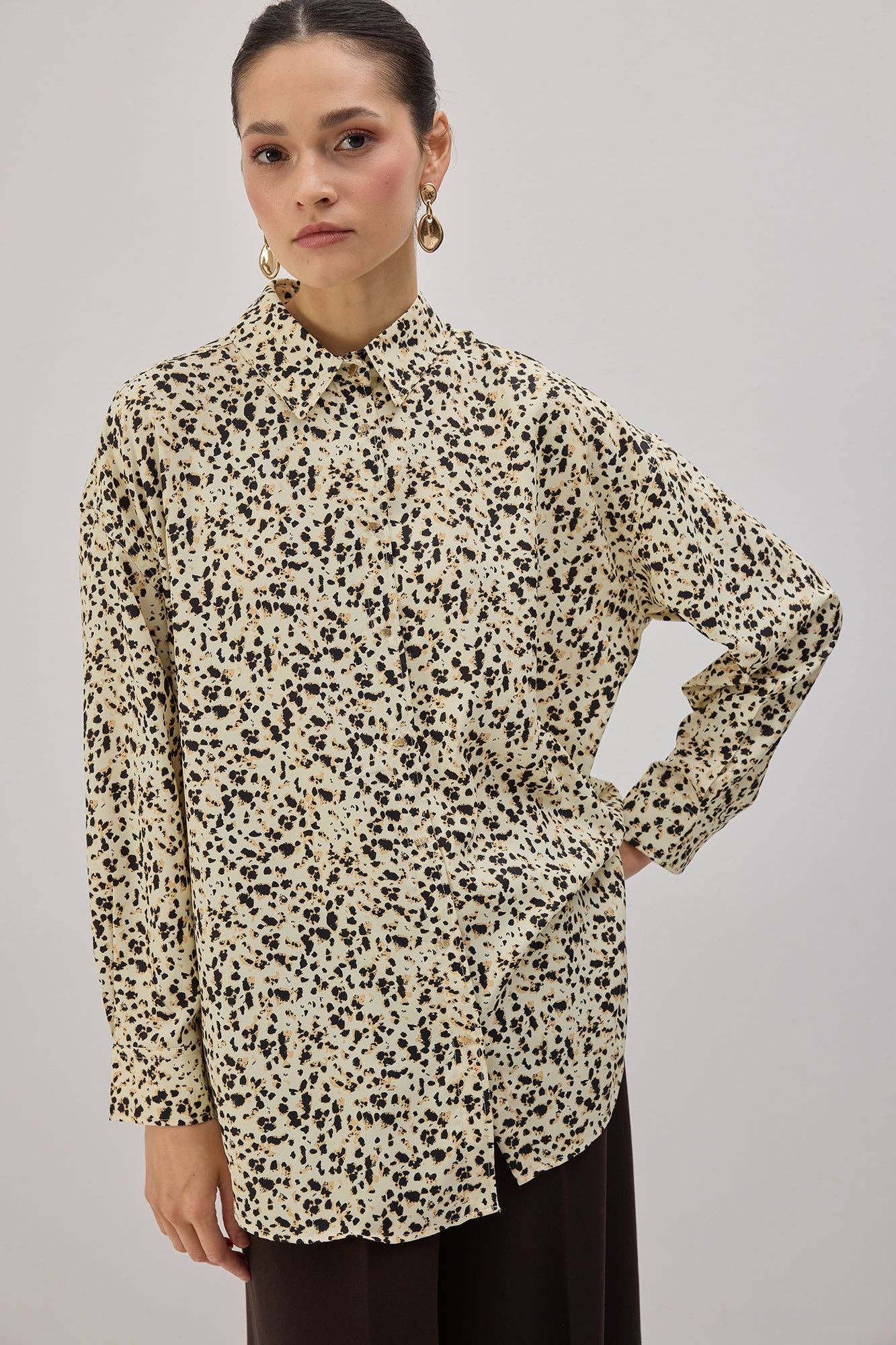 Camicia oversize a stampa mini leopardata