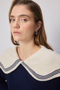 Maglione oversize in maglia con maxi colletto stile sailor