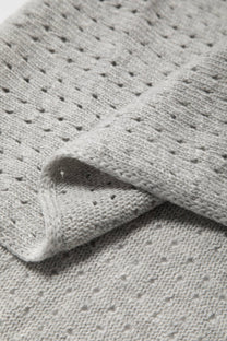 Sciarpa triangolare in maglia pointelle