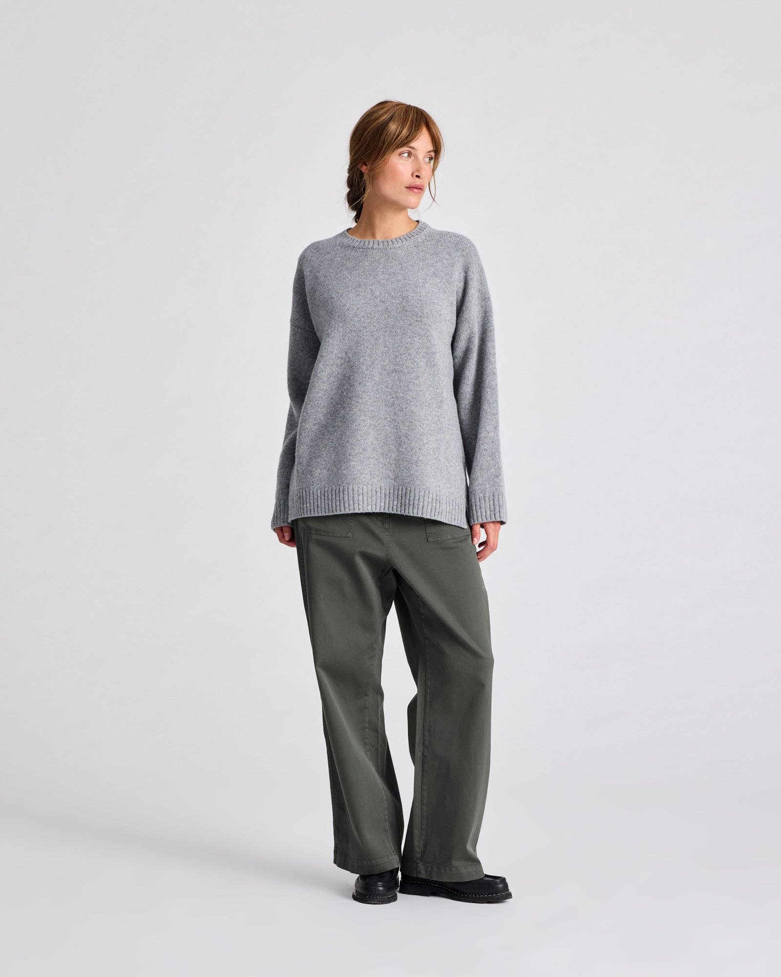 Maglione Emely in lana d’agnello biologica GOTS grigio mélange