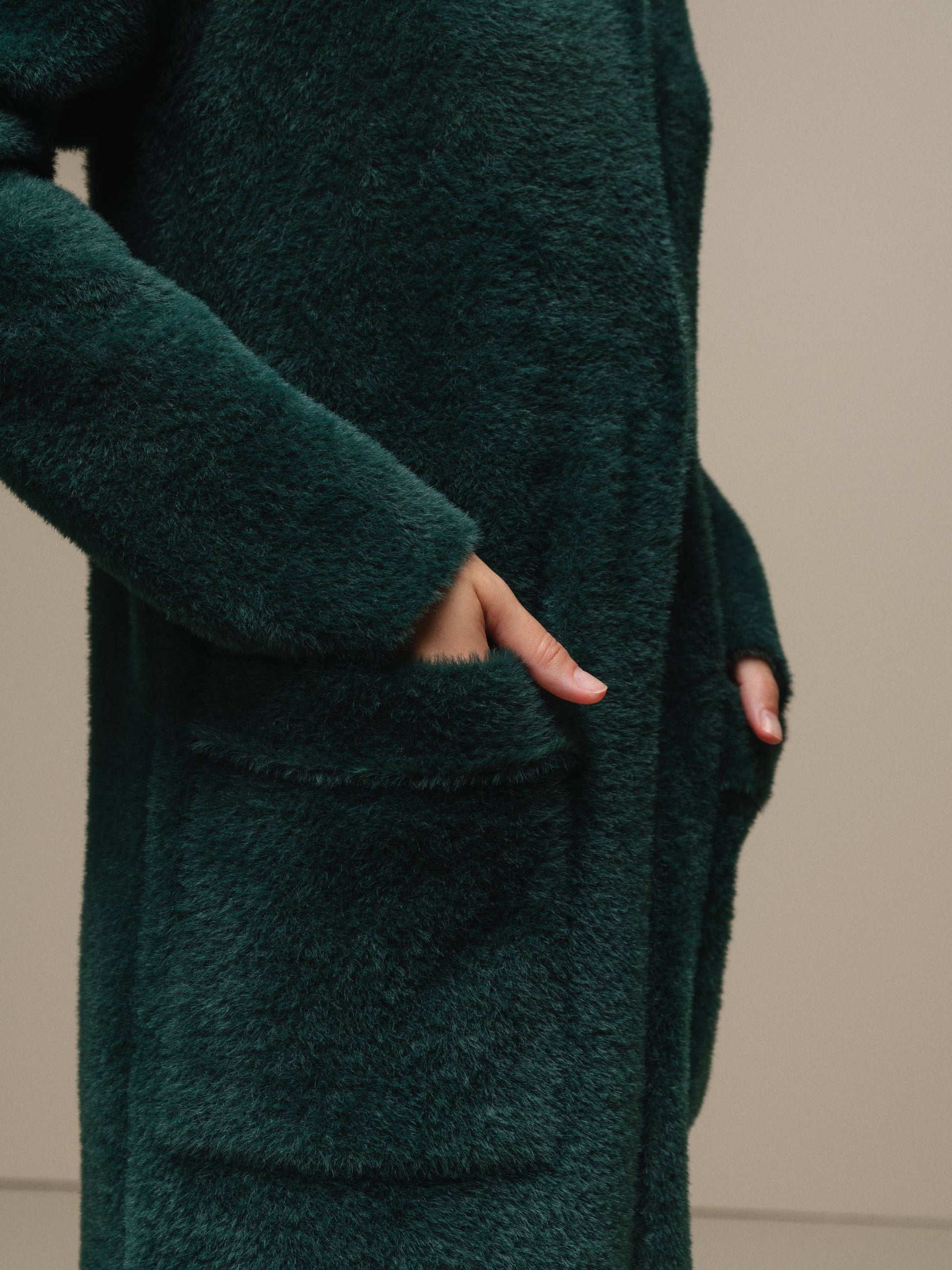 Cappotto cardigan in maglia con cappuccio verde