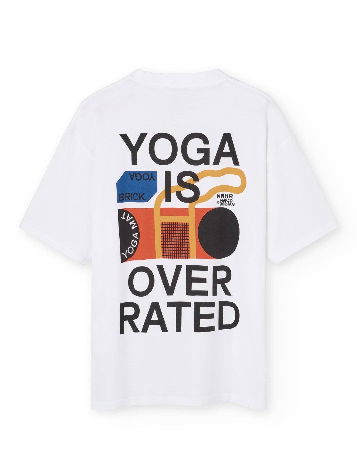 T-shirt oversize “Yoga is Overrated” in cotone biologico