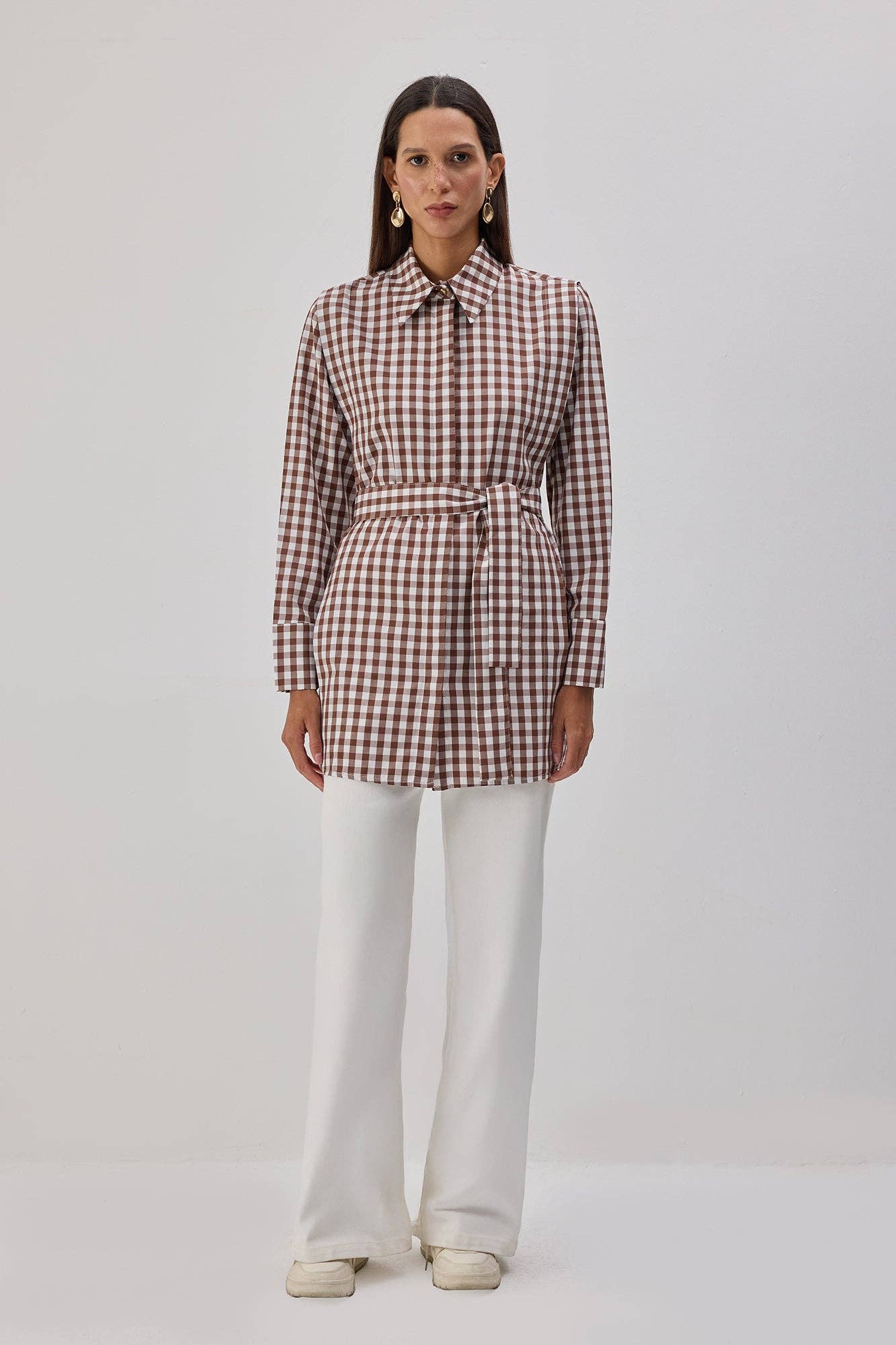 Camicia lunga a quadretti con cintura