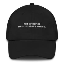 Cappellino baseball ricamato "Out of Office"