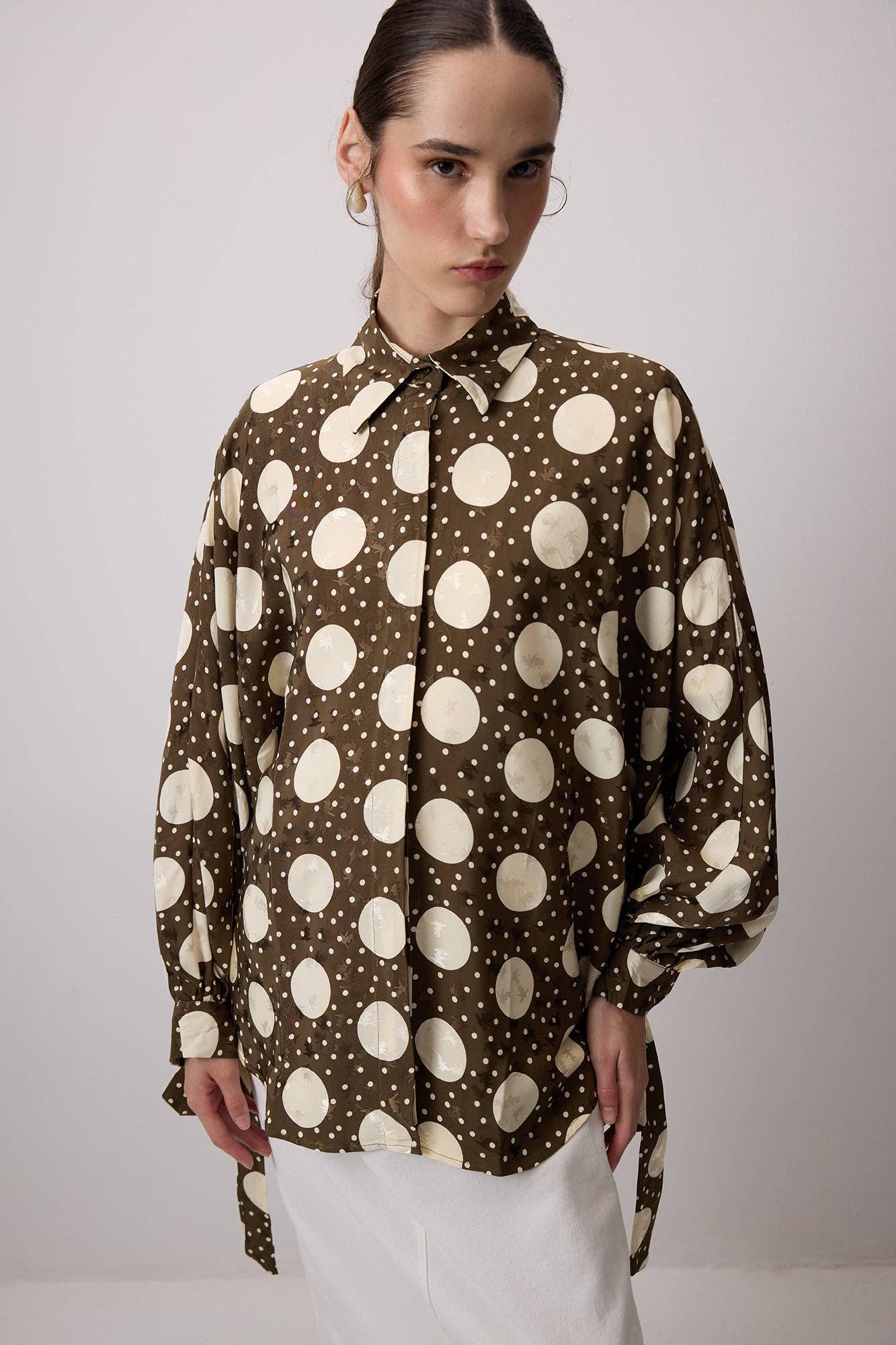 Camicia a pois oversize kaki