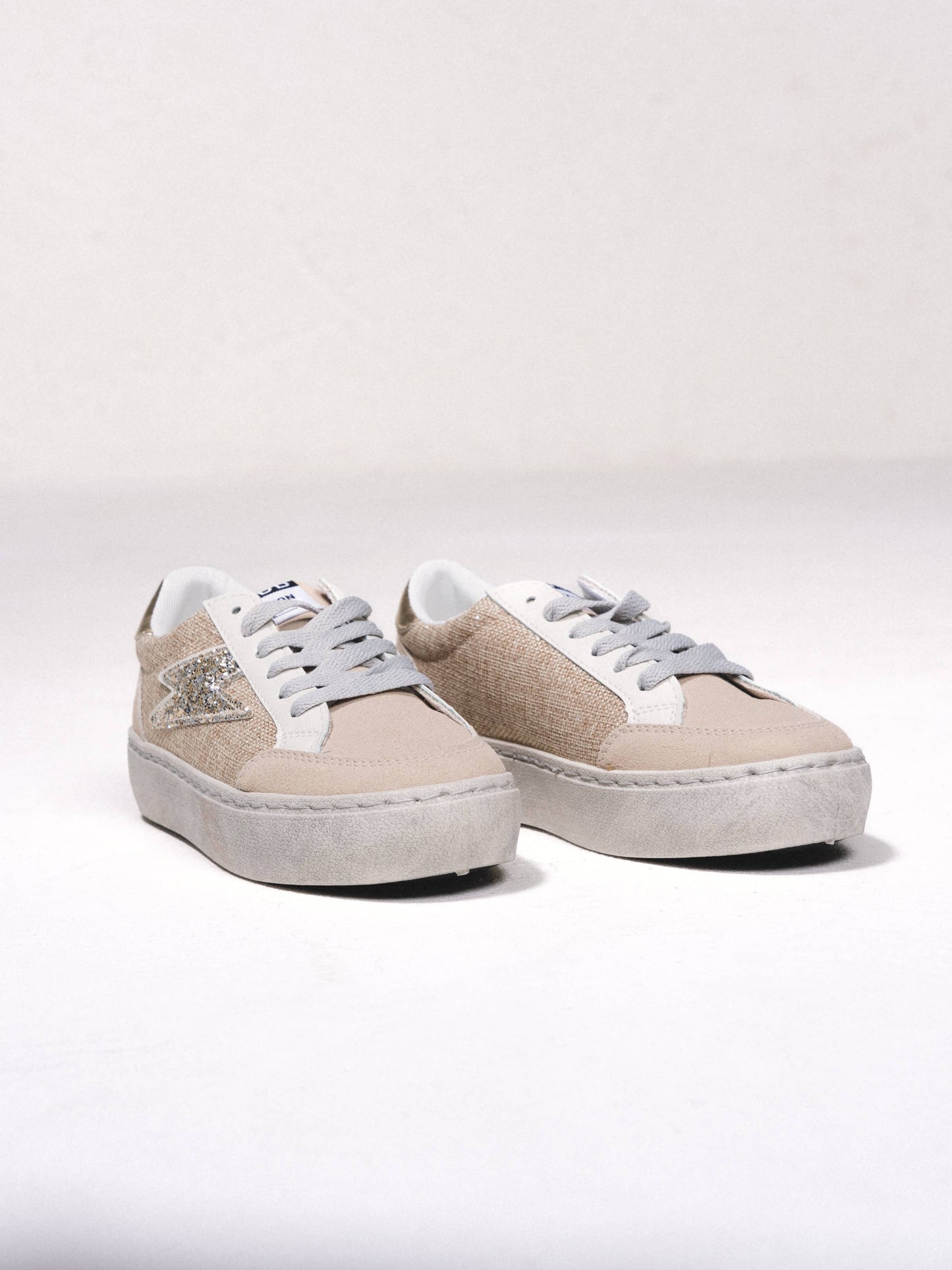 Sneakers con glitter a contrasto