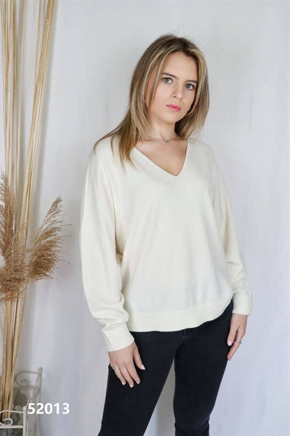 Maglione oversize con scollo a V in misto viscosa