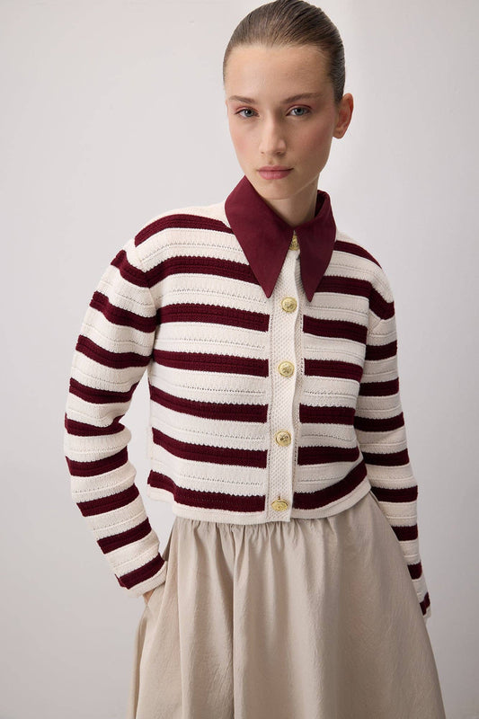 Cardigan a righe in maglia