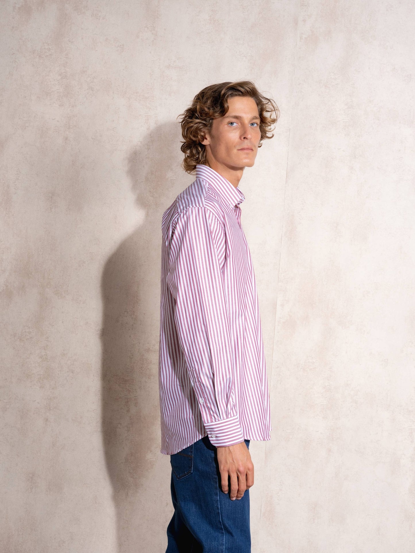 Camicia uomo a righe in cotone con colletto button-down