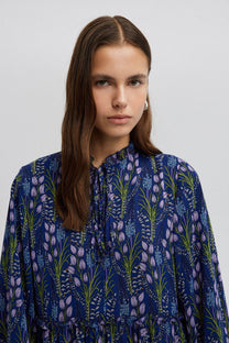 Abito lungo in chiffon floreale con volant stile boho