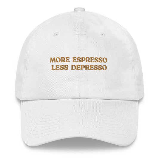 Cappellino Dad Hat in cotone con ricamo “More Espresso Less Depresso”