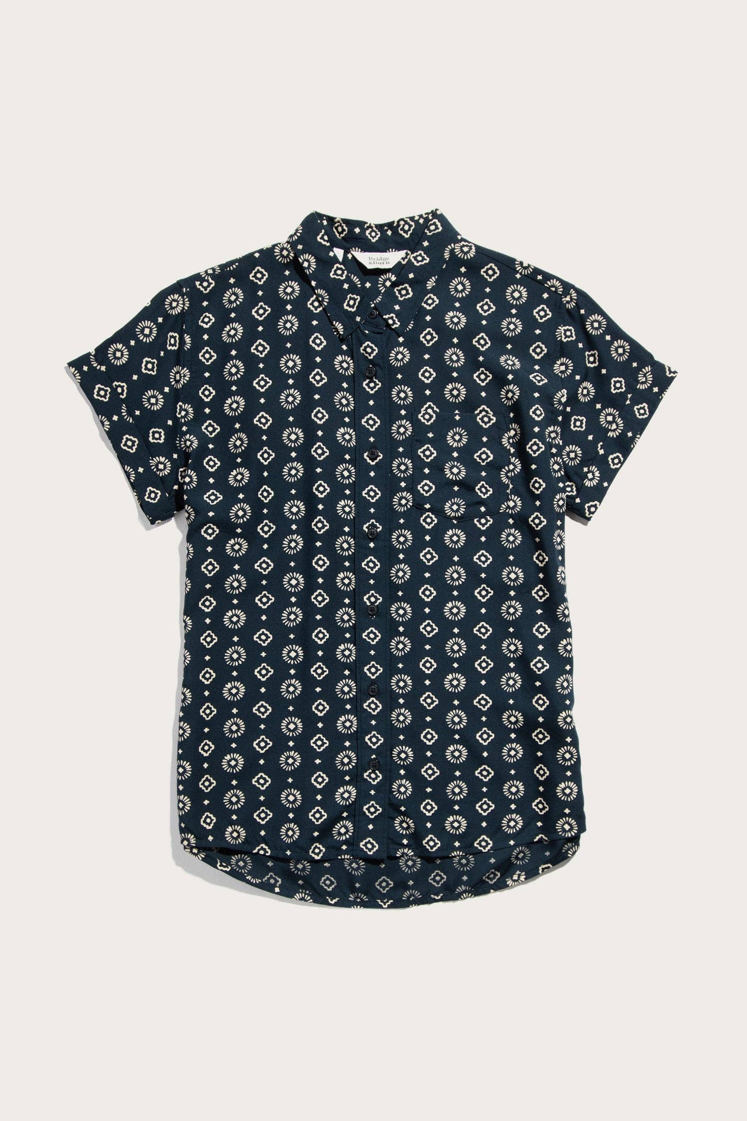 Camicia Bea a maniche corte con fantasia blu notte