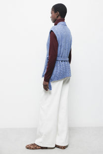 Gilet in Maglia Strutturata con Scollo a V