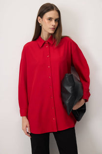 Camicia rossa oversize a vestibilità comoda