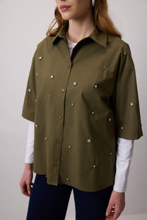 Camicia ricamata con pietre