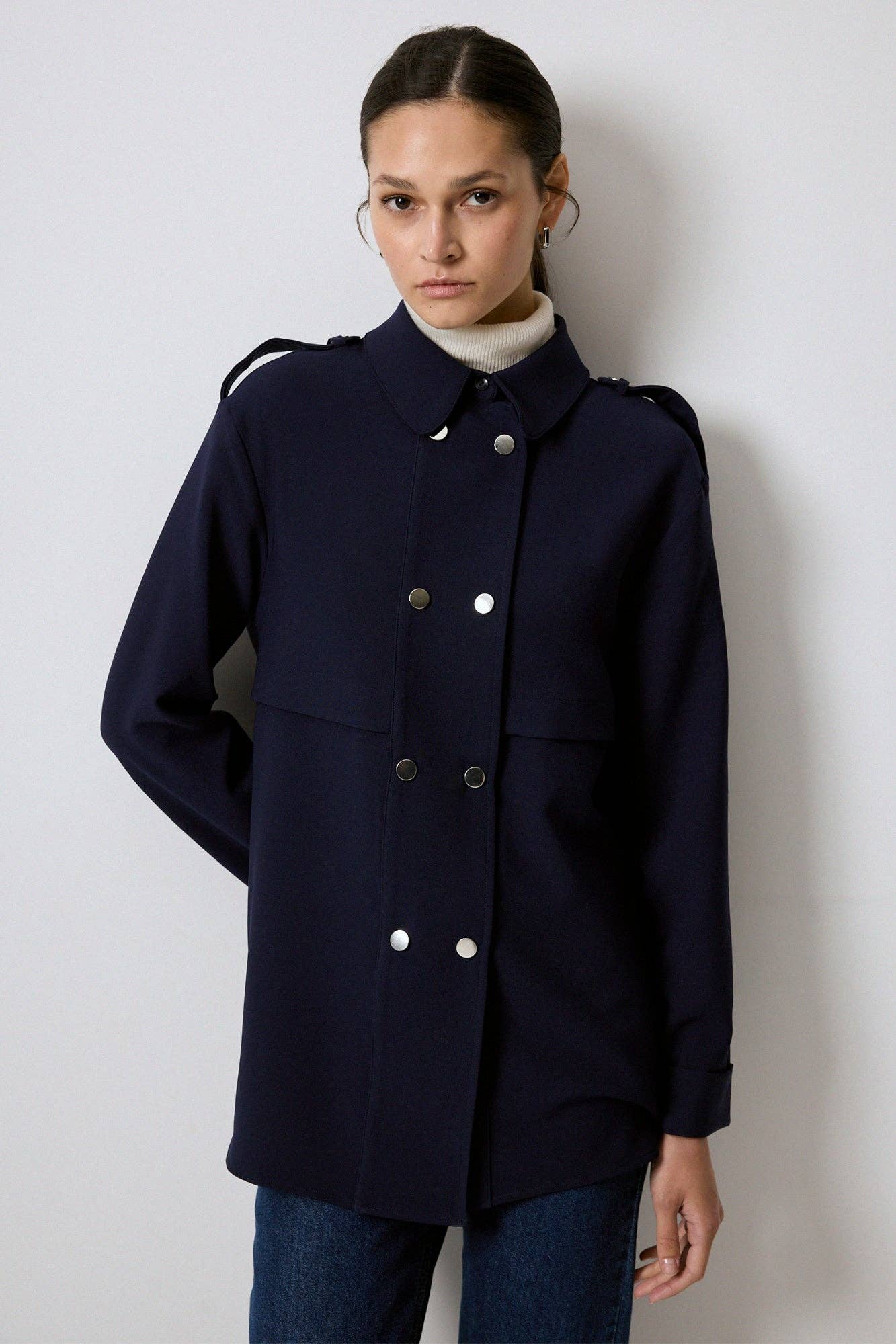 Camicia con spalline e bottoni a pressione in misto cotone