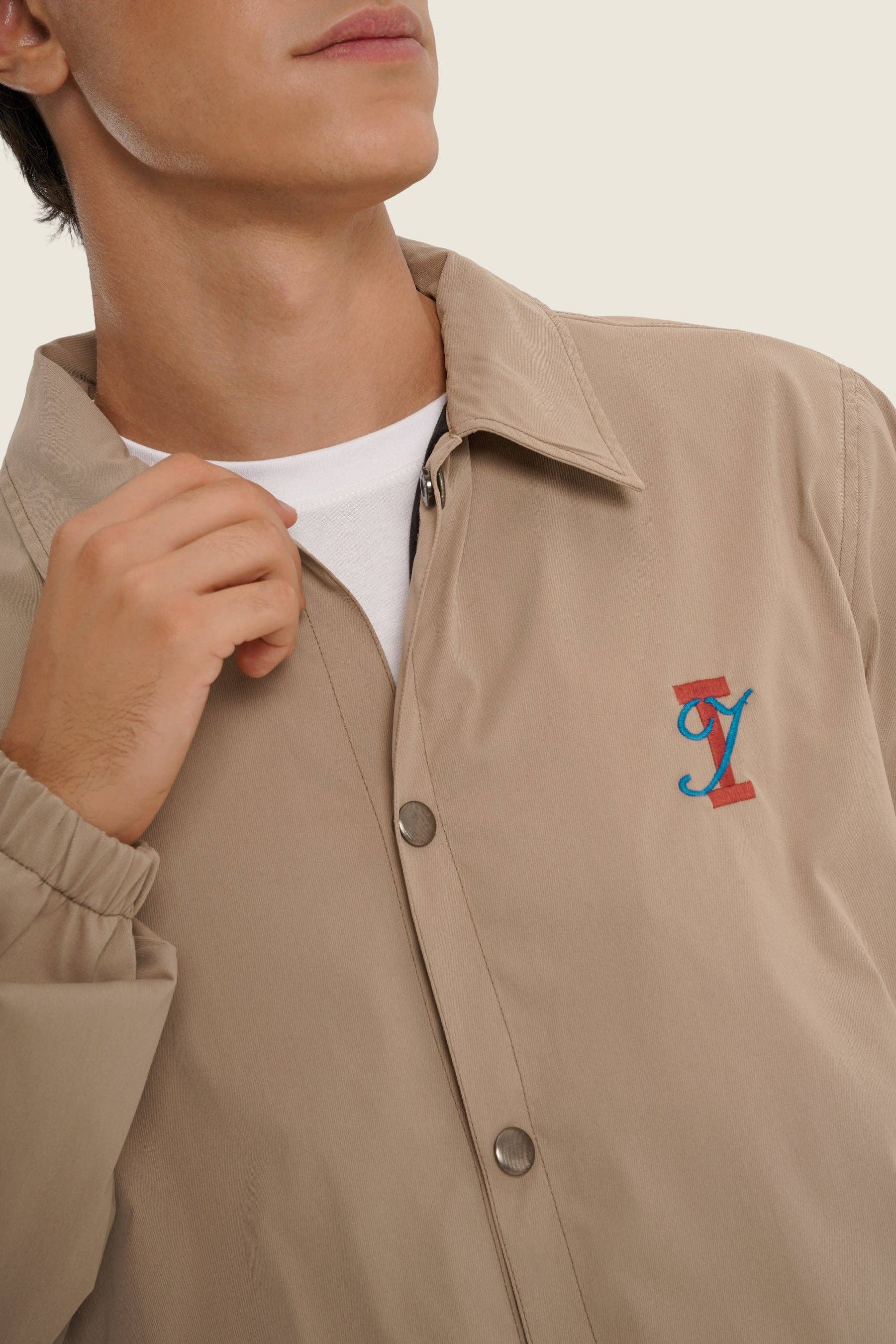 Trench classico beige unisex in cotone organico